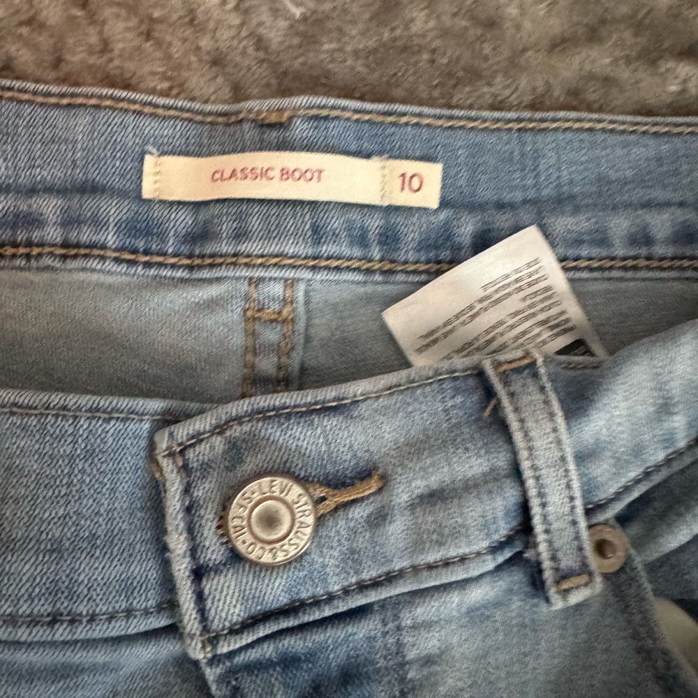 Levi’s Classic Bootcut Women's Light Blue Jeans size 10 - Picture 2 of 3